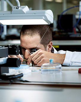 查尔斯·彼得艾伯特-上海伯爵售后服务中心